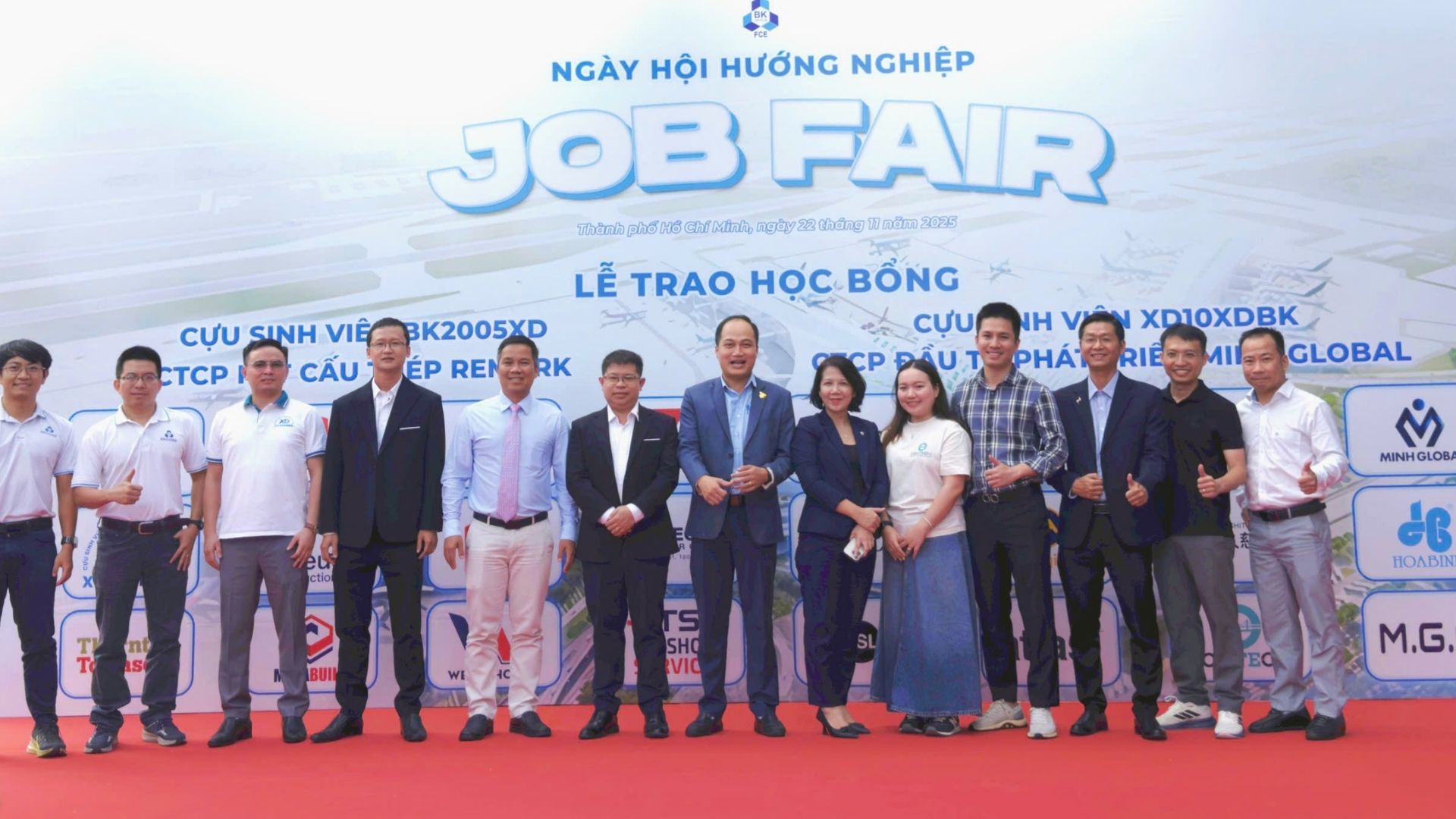 AXA Engineers at Bach Khoa Job Fair – November 2025 2